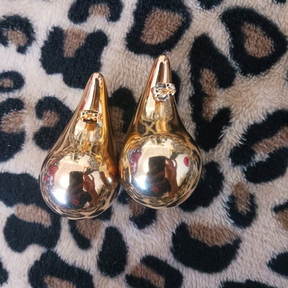 Women Gold raindrop fashion large earrings - Picture 5 of 7